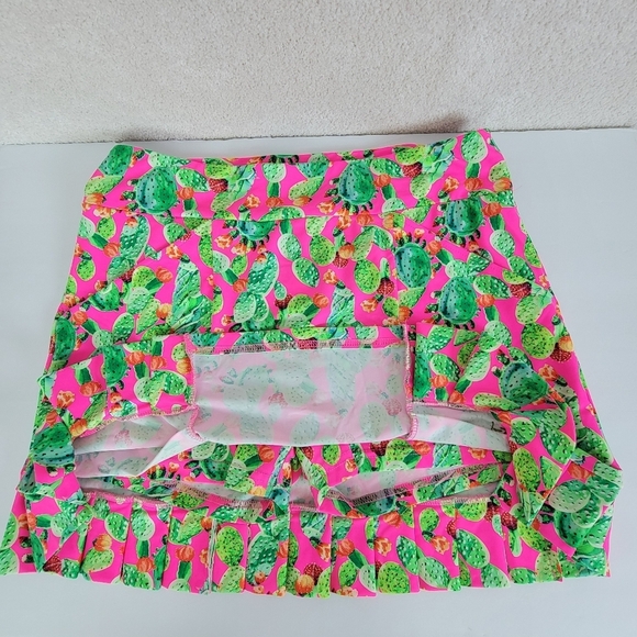 TZU TZU Multi Color Cactus Print Ruffled Hem Pickleball/Golf Skirt/Skort Sz L - Picture 10 of 16